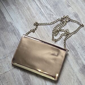Gold Chain Shoulder Bag
